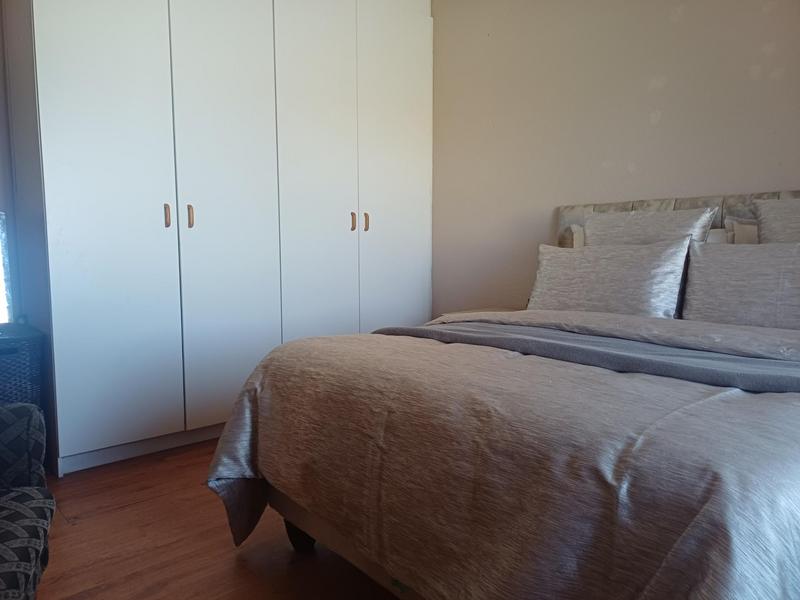 2 Bedroom Property for Sale in Ravensmead Western Cape